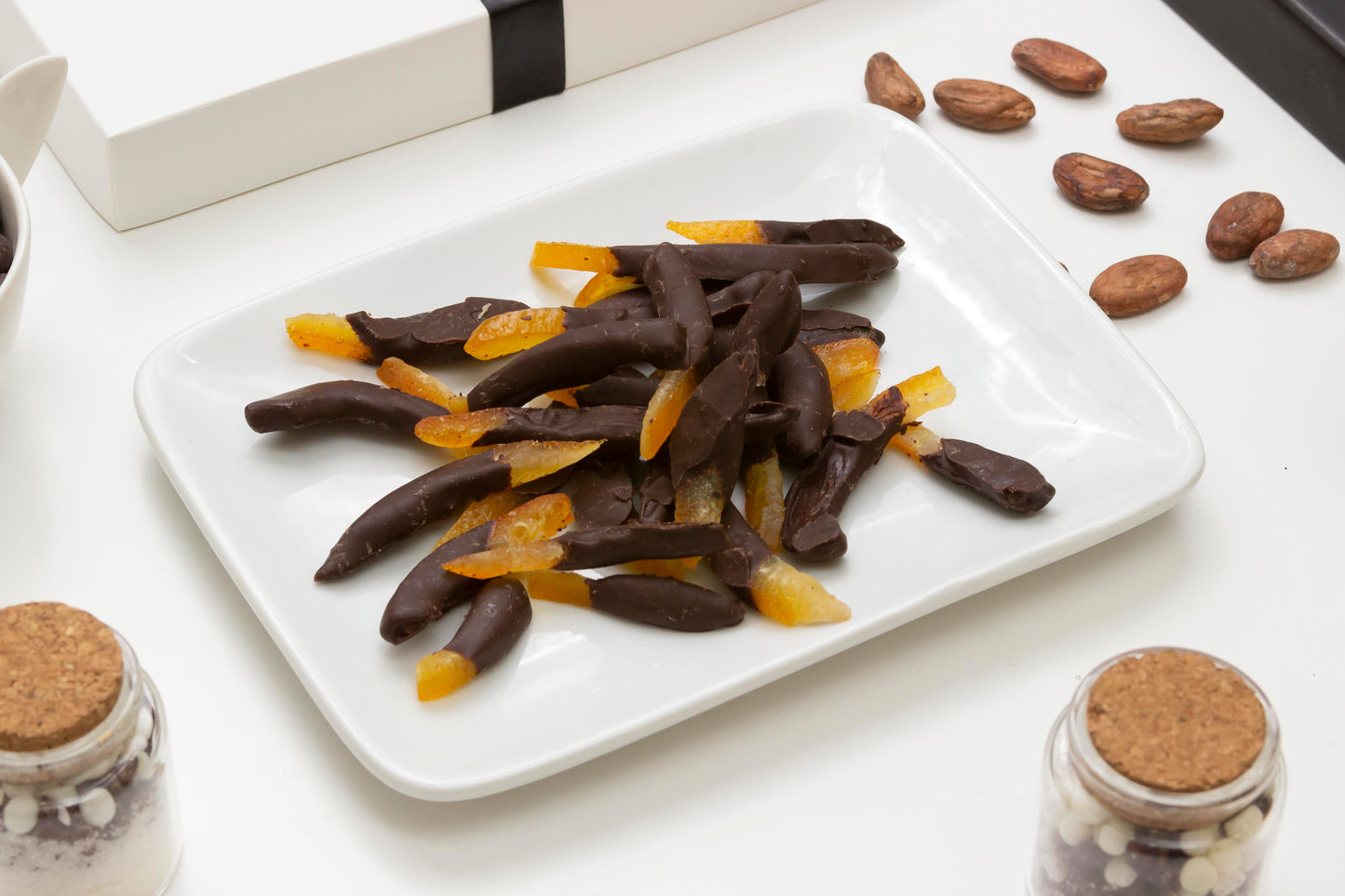Naranjitas Bañadas en Chocolate Semiamargo
